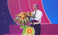 PM Nguyen Xuan Phuc: Sejarah revolusi bangsa mencatat kesan tentang kaum pemuda pembidas yang selalu menjunjung tinggi semangat patriotisme