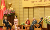 Memperingati HUT ke-60  penggalangan hubungan bersaudara antara tiga Kota Ha Noi-Hue-Sai Gon