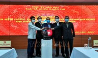 Provinsi Lao Cai Meluncurkan Perangkat Lunak Kuis di Jaringan Internet tentang Tahu  Dokumen Kongres Nasional PKV