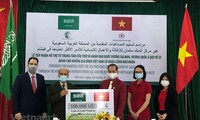 Arab Saudi Membantu Warga Vietnam yang Menghadapi Kesulitan