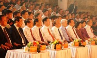 Upacara Peringatan HUT Ke-110 Hari Lahir Ketua Dewan Negara Vo Chi Cong