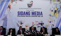 Malaysia Adakan Pemilu Pada November