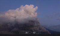 Gunung Api  Semeru Mengalami Erupsi, Indonesia Tingkatkan Kewaspadaan Ke Level Yang Tinggi