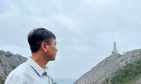 Bapak Nguyen Manh Hung –Penyala Lampu di Pulau Long Chau”