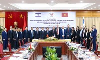 Persidangan ke-3 Komite AntarPemerintah Vietnam-Israel tentang Kerja Sama Ekonomi, Sains-Teknologi, dan Bidang-Bidang Lain