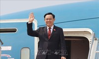 Ketua MN Vietnam, Vuong Dinh Hue Berangkat Melakukan Kunjungan Resmi ke Bangladesh dan Bungaria
