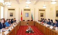 Perkuat Kerja Sama antara Vietnam dan Bulgaria di Banyak Segi