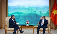 PM Vietnam, Pham Minh Chinh Terima Menteri Pertahanan Malaysia