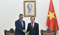 Deputi PM Vietnam, Tran Luu Quang: Menciptakan Syarat bagi Badan Usaha Vietnam untuk Berpartisipasi pada Rantai Pasokan Internasional