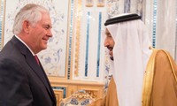 Tillerson et Le Drian tentent de résoudre la crise dans le Golfe 