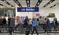 Brexit : Londres renonce à mettre fin à la libre circulation des ressortissants de l’Union européenne