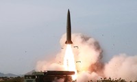 Pyongyang tire deux projectiles non identifiés