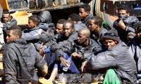 Libyan coast guard intercepts hundreds of refugees