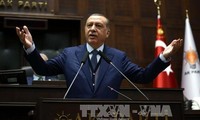 Turkey denounces Qatar isolation