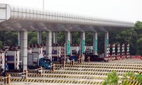 Full automatic non-stop toll collection to start on Hanoi-Hai Phong expressway on Wednesday  