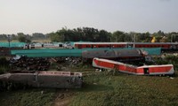 India rail crash probe focuses on track management system