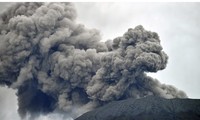 Eleven climbers killed as Indonesia volcano erupts