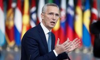 NATO boss seeks 40 bln euros per year for Ukraine military aid, source says