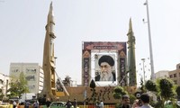 Iran menegaskan kembali usaha menjalankan program rudal 