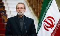 Ketua Parlemen Iran, Ali Ardeshir Larijani melakukan kunjungan resmi di Vietnam