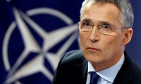 NATO menegaskan perlu-nya melakukan dialok dengan Rusia