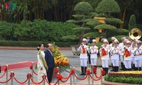 Penasehat Negara Republik Federasi Myanmar mengakhiri kunjungan resmi di Vietnam