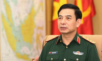 Kepala Staf Umum Tentara Rakyat Vietnam menerima Panglima Angkatan Laut Malaysia