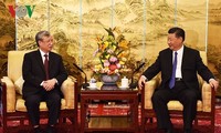 Membawa hubungan Vietnam dan Tiongkok terus berkembang secara stabil dan sehat pada waktu mendatang