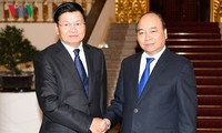 PM Vietnam, Nguyen Xuan Phuc menerima PM Laos, Thongloun Sisoulith