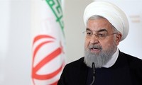 Iran menyatakan akan terus mengekpor minyak tambang tanpa menggubris sanksi-sanksi AS