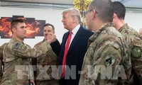 Presiden AS melakukan kunjungan mendadak di Irak