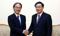 Deputi PM Vietnam, Vuong Dinh Hue menerima Presiden Perusahaan Jasa Keuangan AEON