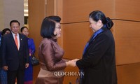 Delegasi Parlemen Kerajaan Kamboja melakukan kunjungan resmi di Vietnam