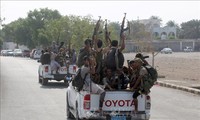 Baku tembak yang sengit berlanjut di Yaman