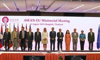 Uni Eropa mengumumkan rencana memperkuat kerjasama keamanan dengan ASEAN