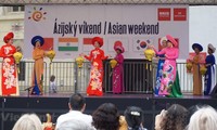 Kental dengan kebudayaan Vietnam dalam pesta “ASIAN WEEKEND 2019” di Slovakia