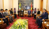 Memperkuat kerjasama di bidang keamanan Vietnam-Myanmar