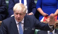 Masalah Brexit: PM Inggris meminta kepada Uni Eropa supaya membatalkan rencana “pos pencegahan”