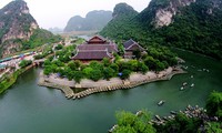 Memperkenalkan bentuk wisata religius di Vietnam sekarang 