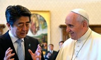 PM Jepang meminta kepada Paus Fransiskus supaya melakukan kerjasama dalam masalah Semenanjung Korea
