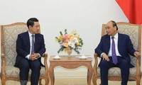 PM Nguyen Xuan Phuc Menerima Menlu Laos, Saleumxay Kommasith