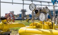 Ukraina Mulai Mengangkut Gas Bakar dari Rusia ke Uni Eropa