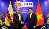 Deputi PM, Menlu Pham Binh Minh menerima Menlu Kedua Brunei Darussalam