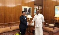 Vietnam dan India memperhebat promosi investasi dan perdagangan bilateral