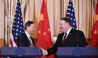 Para pejabat diplomat Tiongkok dan AS melakukan pembicaraan telepon tentang wabah Covid-19