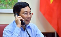 Deputi PM, Menlu Vietnam, Pham Binh Minh melakukan pembicaraan telepon dengan Menlu Kanada