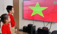 Ikhtisar Surat Beberapa Pendengar dan Perkenalan Sepintas tentang Tahun Ajaran Baru di Vietnam