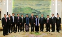 Vize-Parlamentspräsidentin erklärt historische Hilfe aus China für “wertvoll”