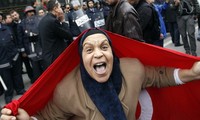 Tunesien feiert Sturz von Machthaber Ben Ali