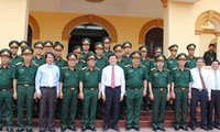 Staatspräsident Truong Tan Sang setzt seinen Besuch der Provinz Phu Tho fort
